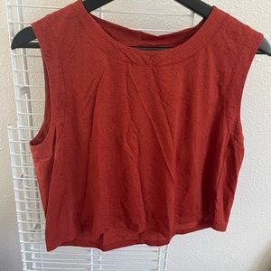 Lululemon crop top